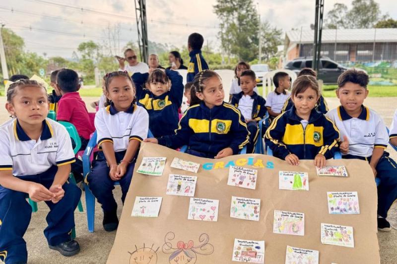 Con una inversión de 511 millones de pesos, Smurfit Westrock, empresa afiliada a  la CEO, mejora la infraestructura educativa rural en Guarne