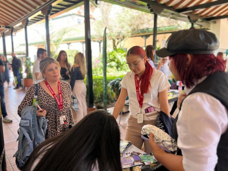 🚀 Así se construye el futuro del empleo en el Oriente antioqueño: Empresas, universidades y talento joven, conectados en la Rueda de Talento CUEES